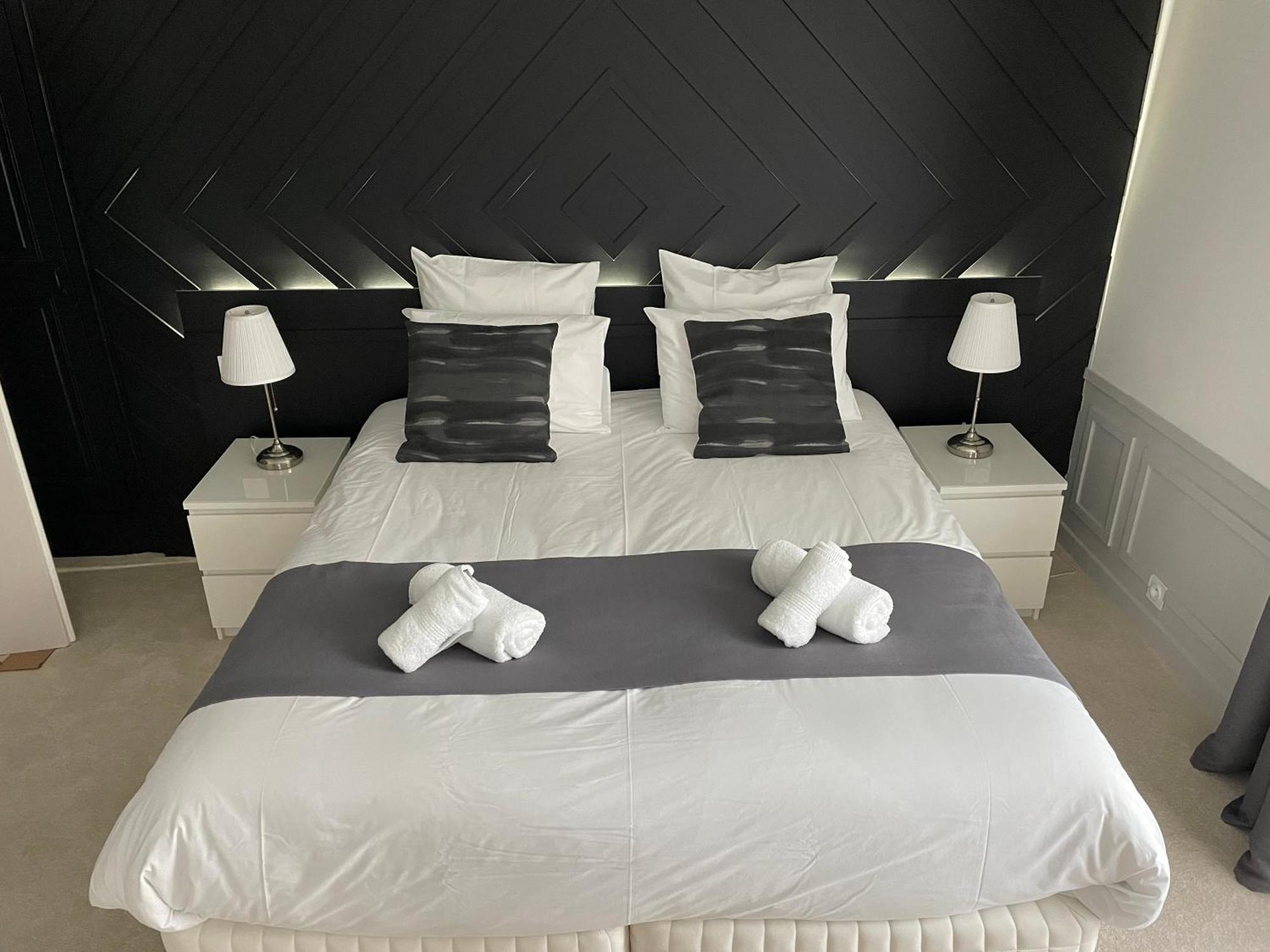 Le Troncais Hotel Saint-Bonnet-Tronçais Buitenkant foto