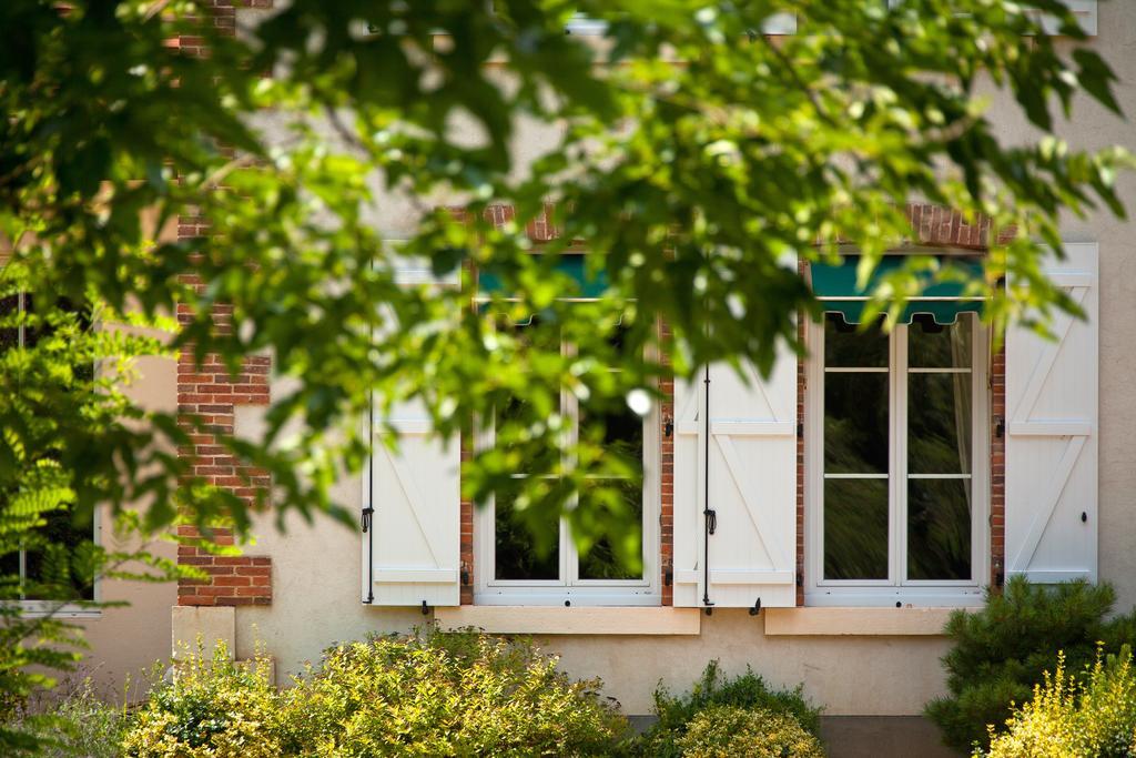 Le Troncais Hotel Saint-Bonnet-Tronçais Buitenkant foto