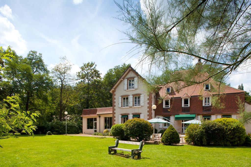Le Troncais Hotel Saint-Bonnet-Tronçais Buitenkant foto